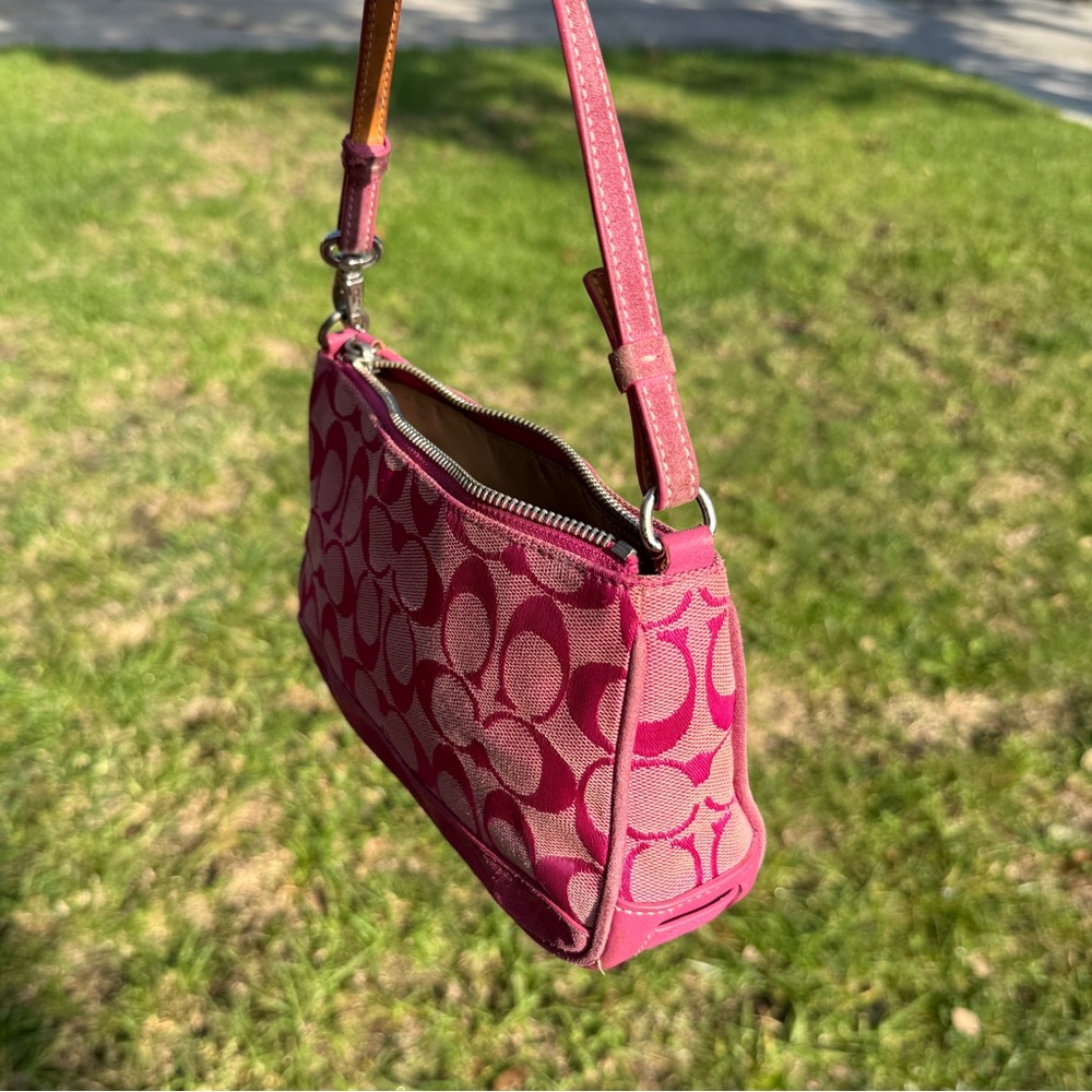 Y2k pink CC small shoulder Coach purse - Picture 3 of 16